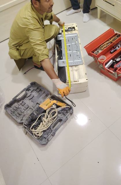 Fitting a new indoor split unit